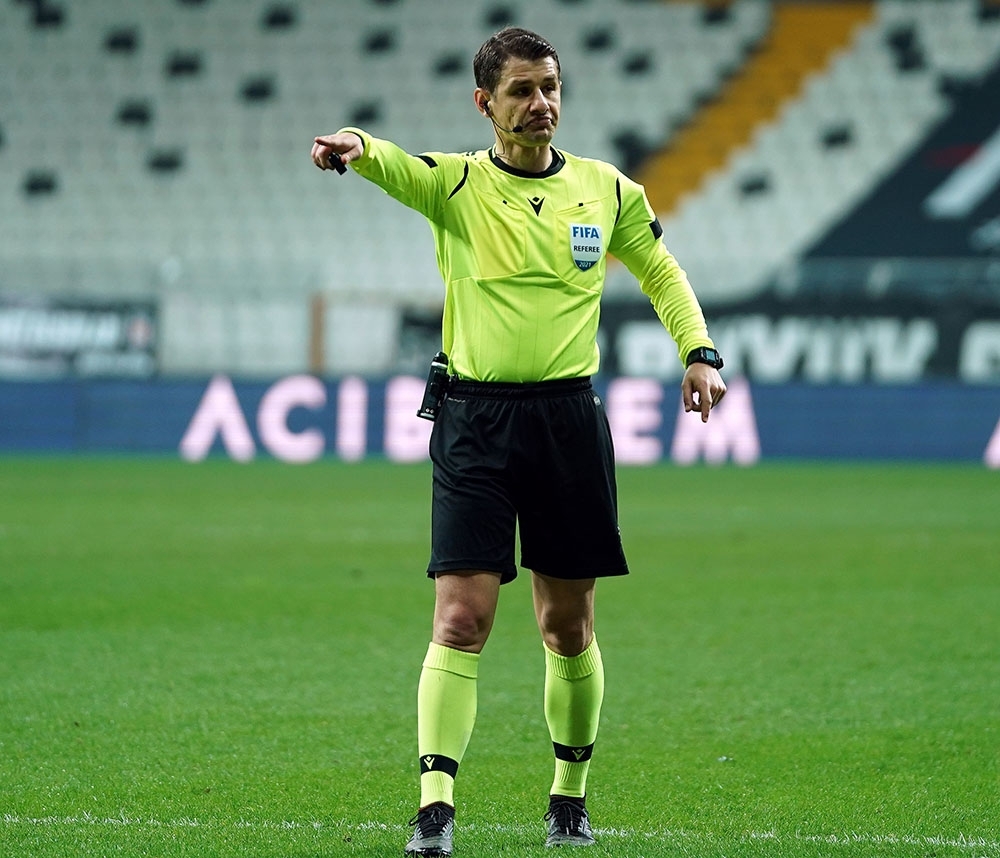 Beşiktaş-Fenerbahçe derbisini Halil Umut Meler yönetecek