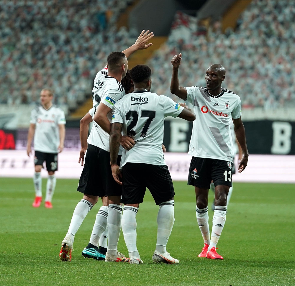 Beşiktaş, İ.H. Konyaspor’u 3-0 mağlup etti