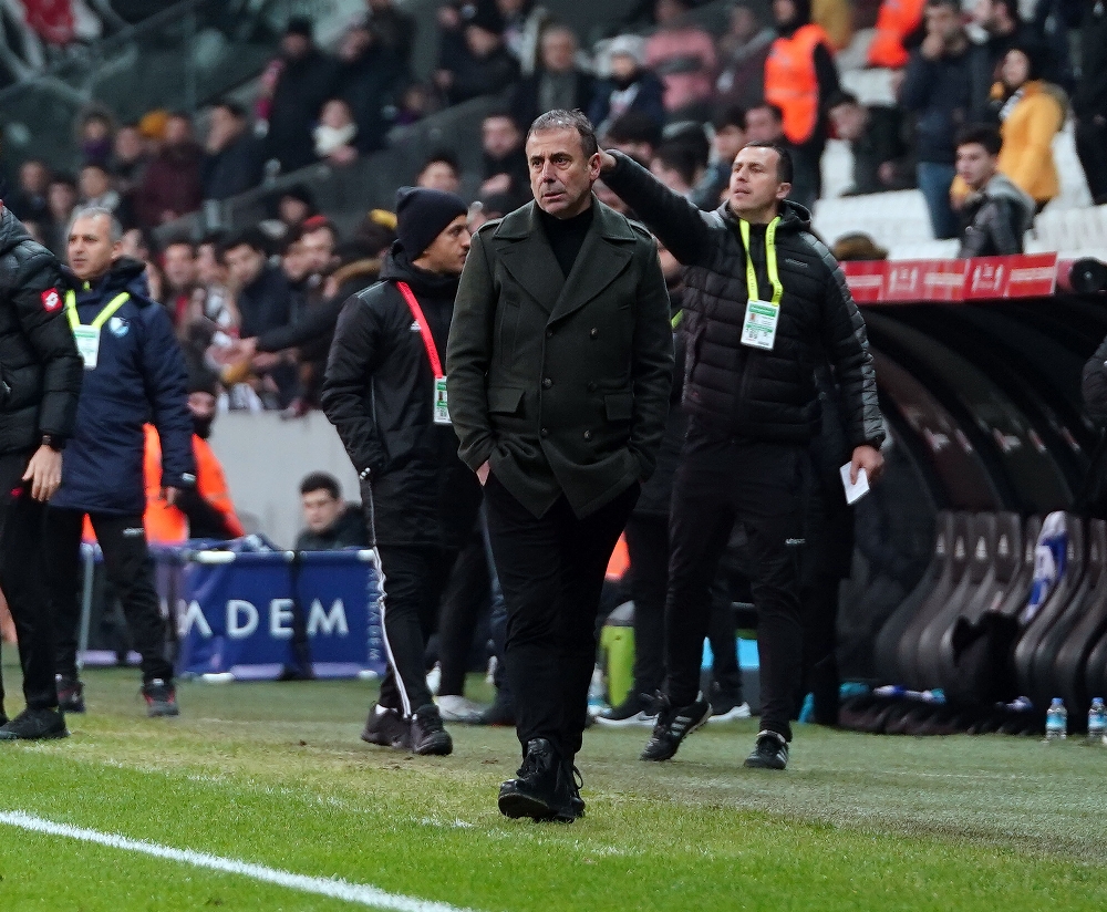 Beşiktaş’ta Abdullah Avcı dönemi sona erdi