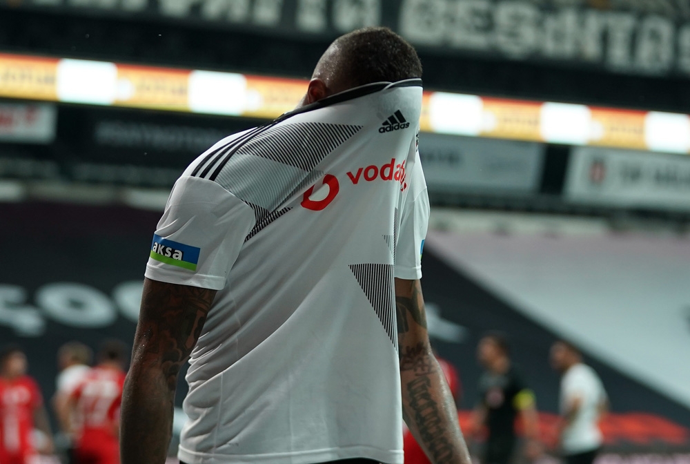 Beşiktaş’ta Boateng, Denizlispor kadrosuna alınmadı!