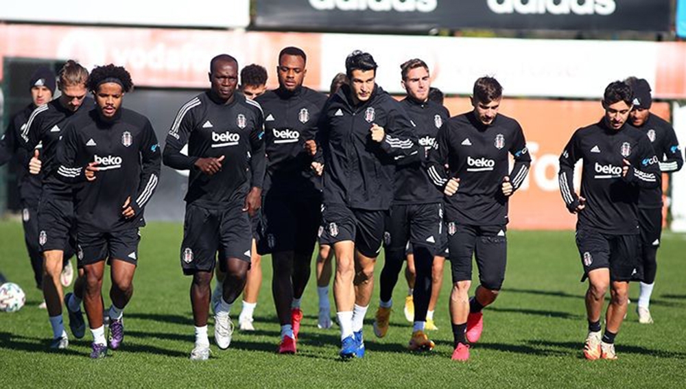 Beşiktaş’ta, Fenerbahçe maçı hazırlıkları başladı