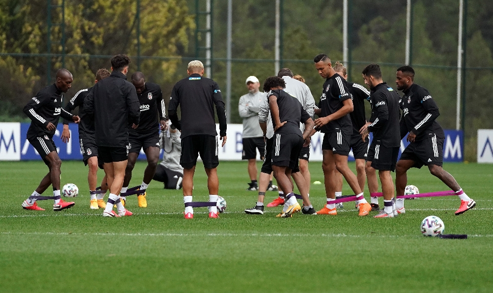 Beşiktaş’ta hazırlıklar kaldığı yerden devam etti