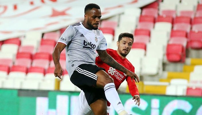 Beşiktaş’ta Larin, Kayserispor maçında yok