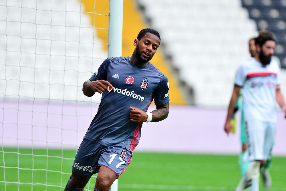 Beşiktaş’ta Lens şoku