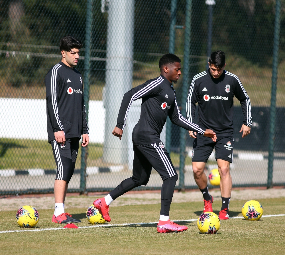 Beşiktaş’ta Trabzonspor mesaisi sürüyor