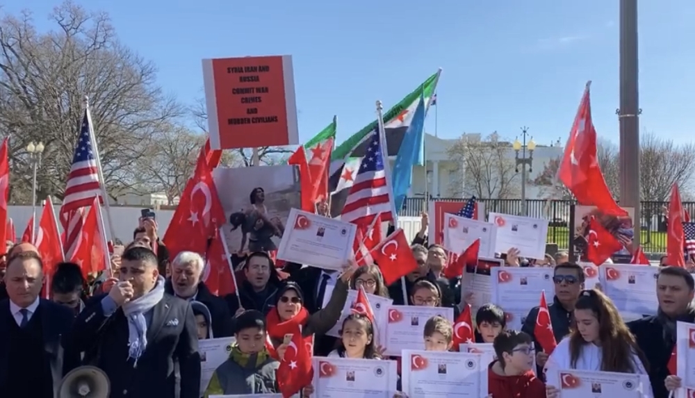 Beyaz Saray önünde, İdlib Şehitlerini anma töreni