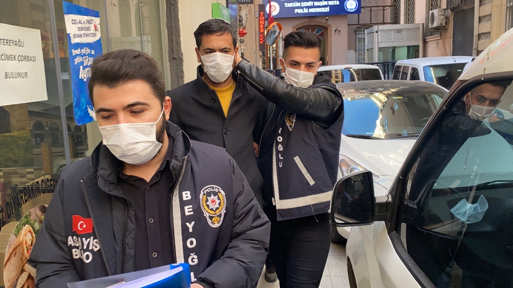 Beyoğlu’nda korkunç cinayetin katil zanlısı adliyeye sevk edildi