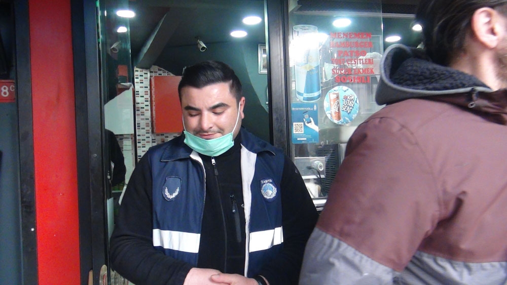 Beyoğlu’nda lokanta ve iş yerlerine korona virüs denetimi