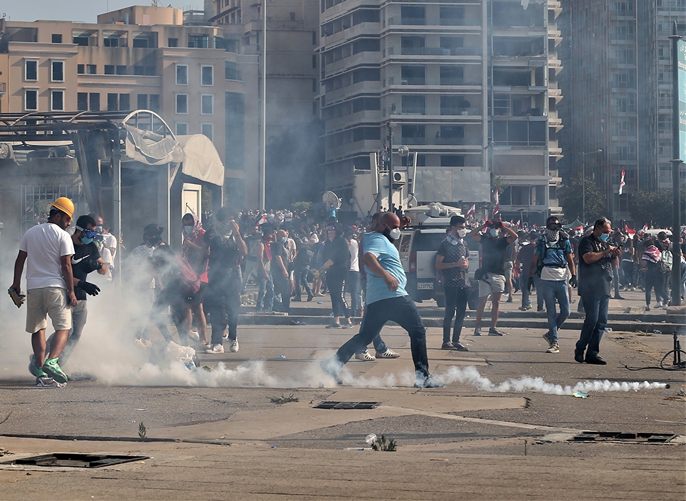 Beyrut’taki protestolarda 142 kişi yaralandı