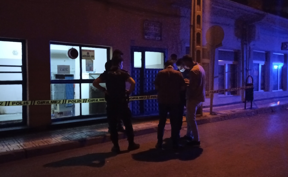 Bıçaklanan kadın ağır yaralandı