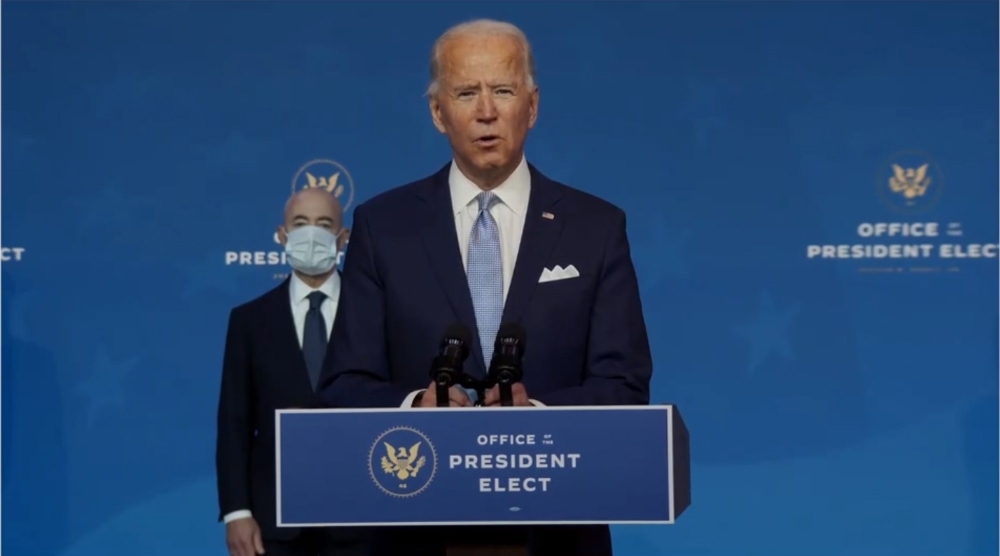 Biden Georgia’da seçmenle buluştu