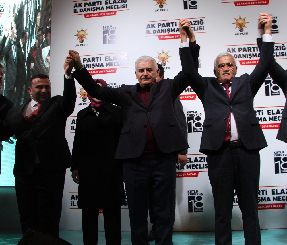 Binali Yıldırım: “Biz Yoldan Çıkmadık, Bazıları Menfaatinin Bittiği Durakta İnmiştir”