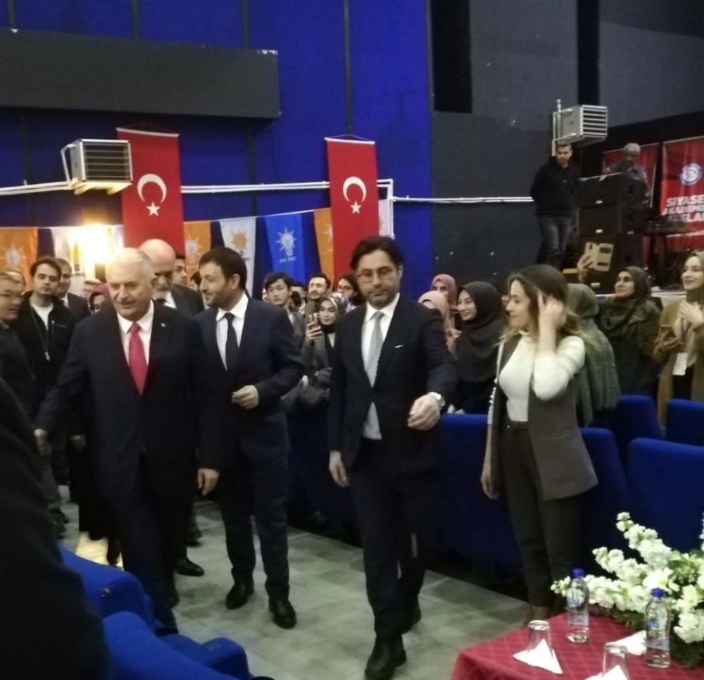 Binali Yıldırım: 