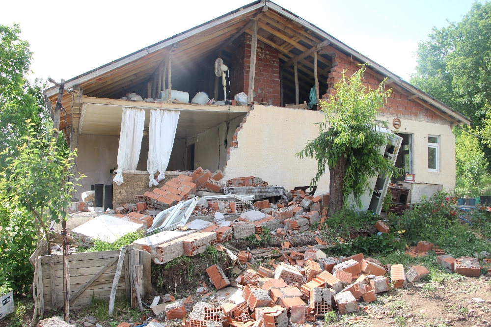 Bingöl depreminin ardından 247 artçı meydana geldi