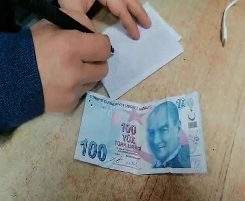 Bir sıfırın olmadığını görünce şaştı kaldı