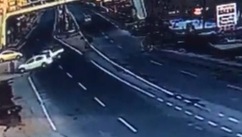 Bitlis’te 1 kişinin hayatını kaybettiği kaza kamerada