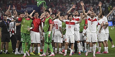 Bizim Çocuklar Çekya'yı yıktı, turun kapısını kırdı! 