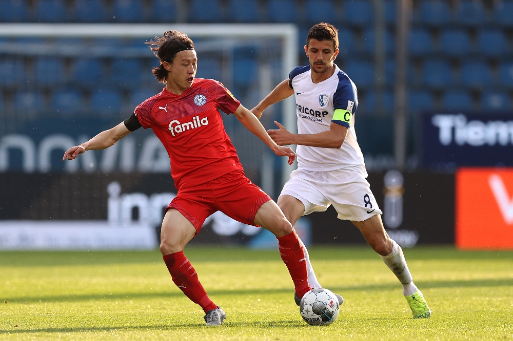 Bochum, evinde galip