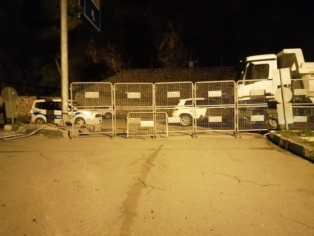 Borçka’da gece yarısı itibariyle karantina uygulaması başladı