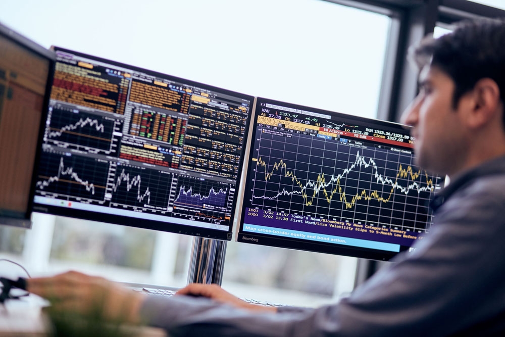 Borsa haftaya yatay başladı