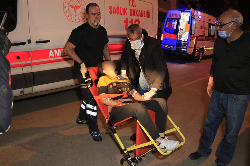 Boşanma aşamasındaki adam dehşet saçtı: 1 ölü, 3 yaralı