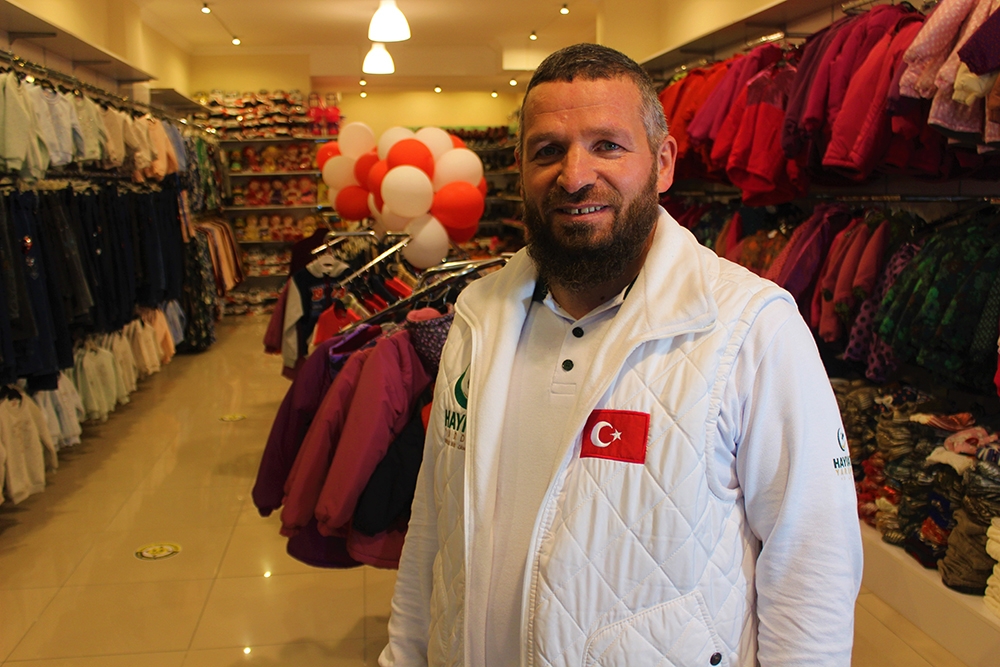 Bu mağazada para değil sevgi geçiyor
