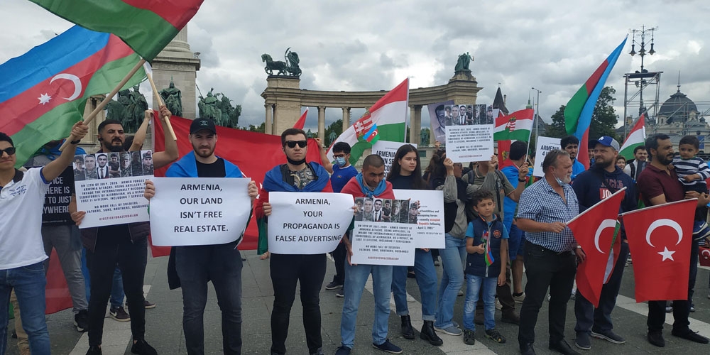 Budapeşte’de Ermenistan’ın saldırıları protesto edildi