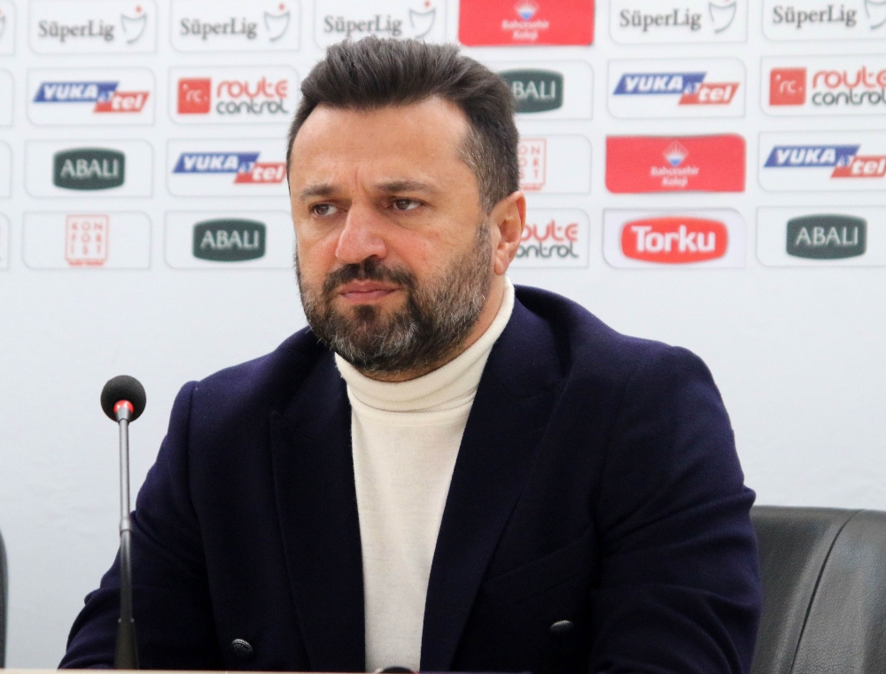 Bülent Uygun: “37 puan toplayan ligde kalacaktır”