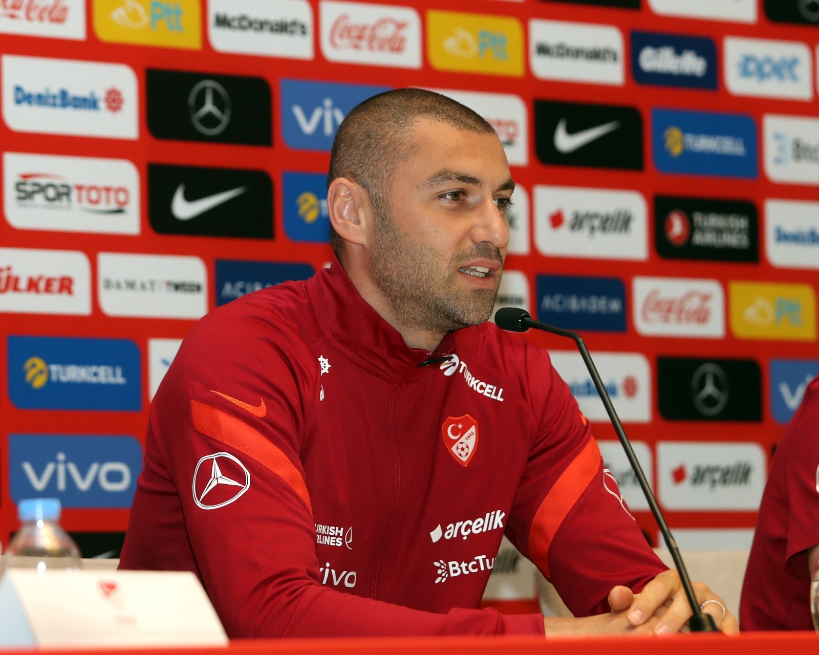 Burak Yılmaz: “Gruptan çıkacak net formül 6 puan”