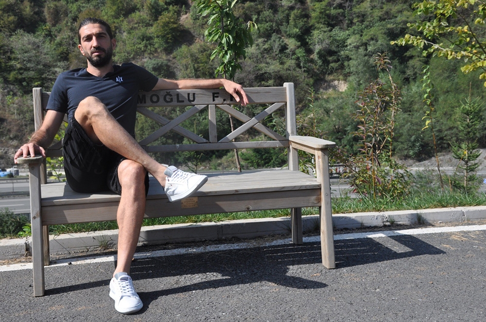 Burhan Eşer: 