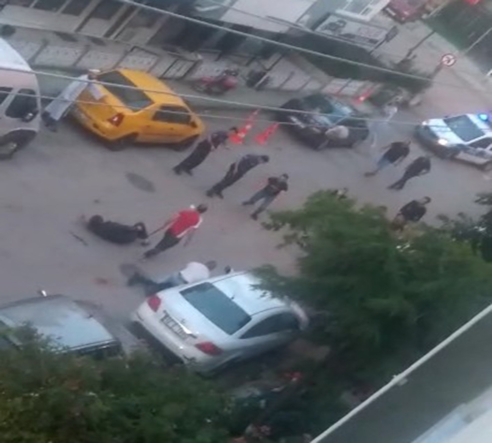 Bursa’da 1 kişinin öldüğü 5 kişinin yaralandığı çatışmanın görüntüleri ortaya çıktı