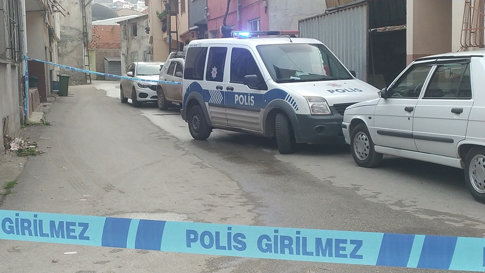 Bursa’da 80 yaşındaki baba tartıştığı oğlunu silahla vurdu