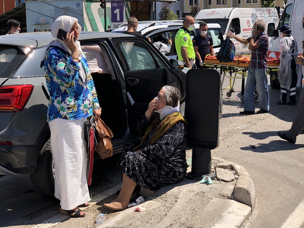 Bursa’da can pazarı... 2’si çocuk 5 kişi yaralandı