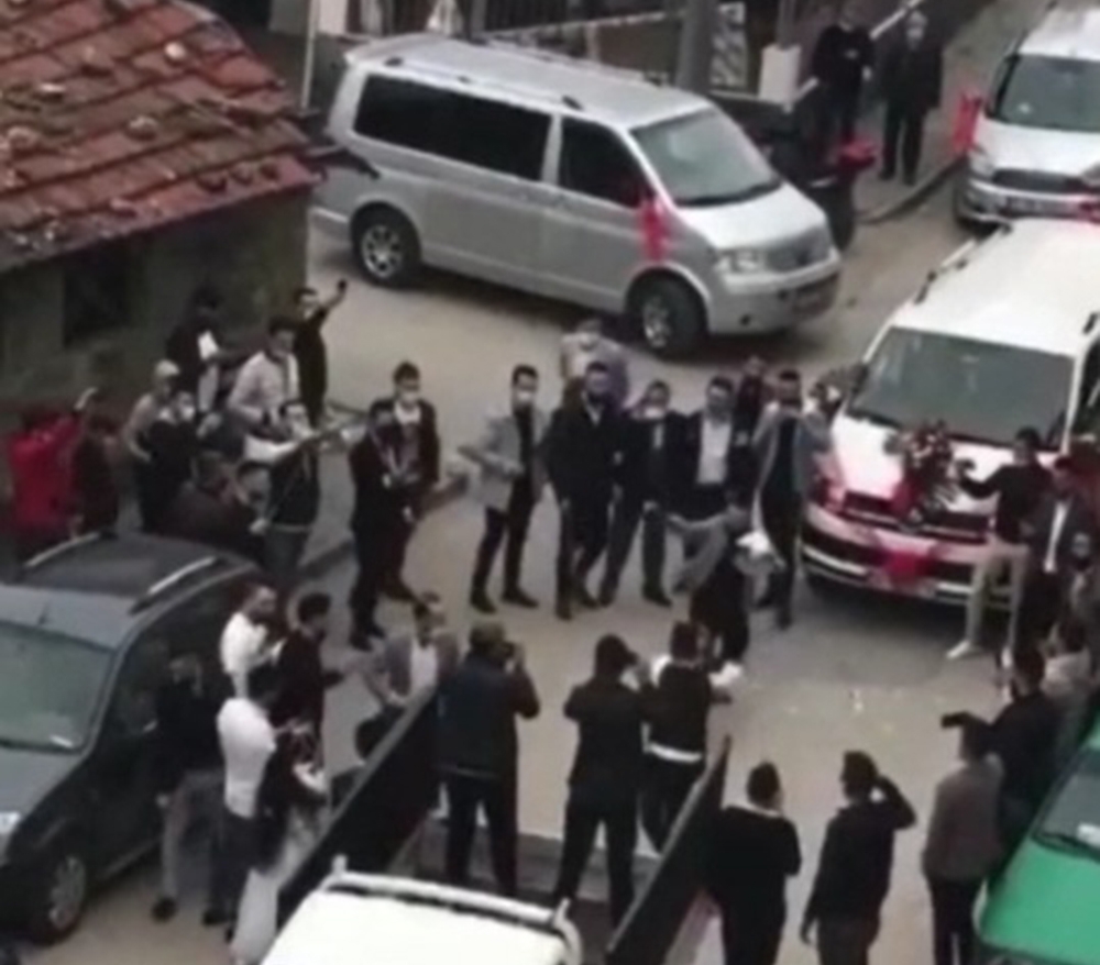 Bursa’da düğün öncesi şok görüntüler