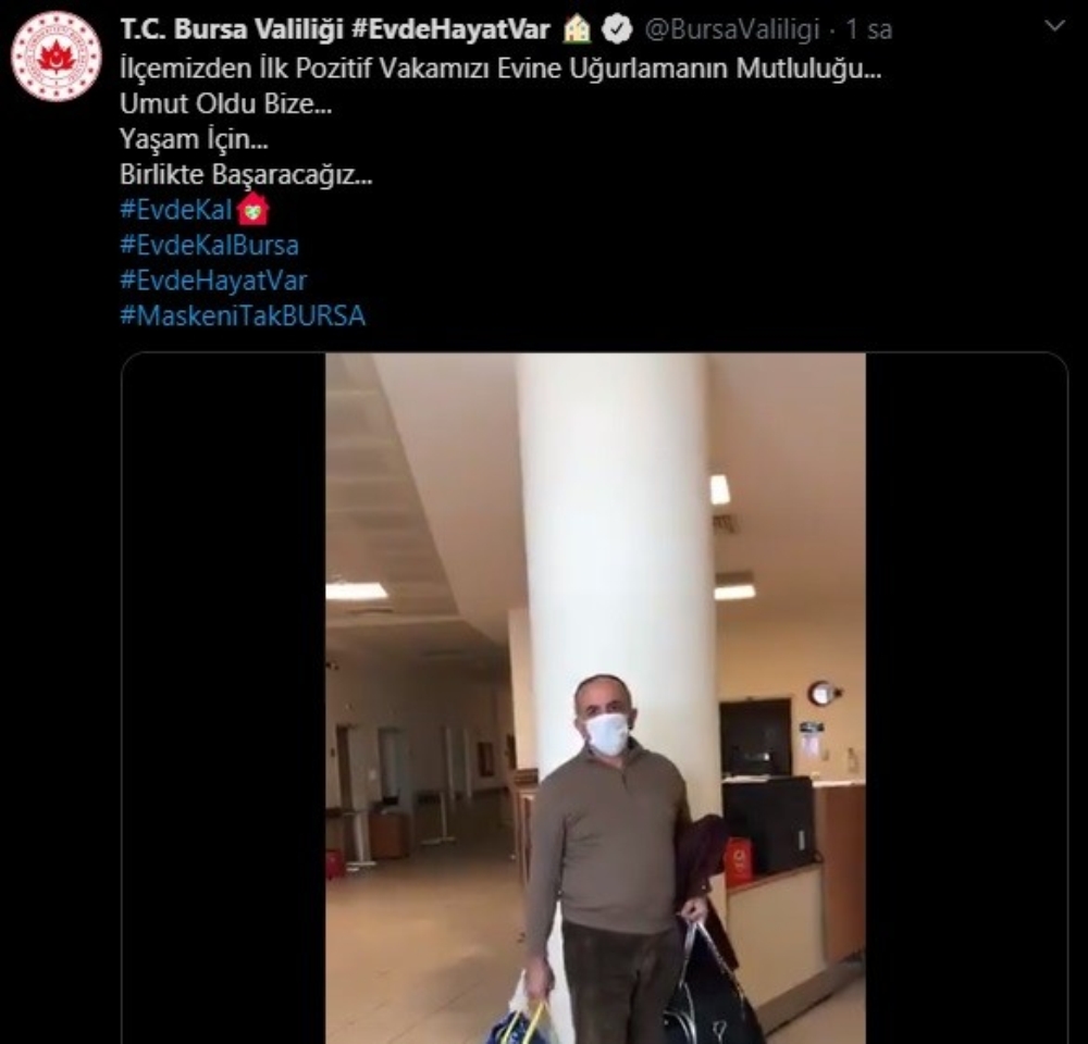 Bursa’da koronayı yenen hasta alkışlarla taburcu edildi