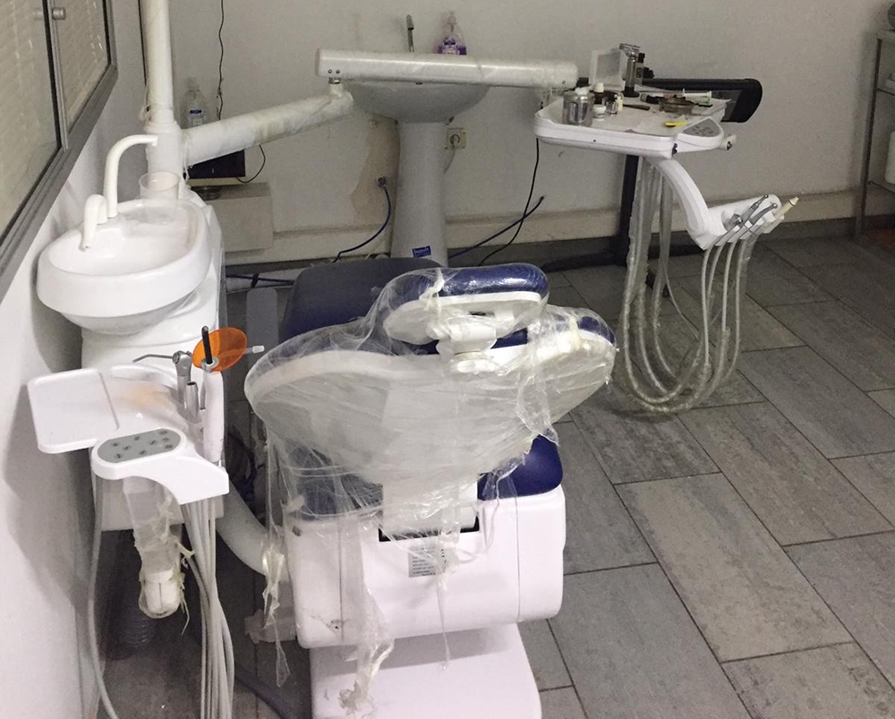 Bursa’da ruhsatsız diş kliniğine operasyon, sahte dişçi ve 3 kişi gözaltına alındı