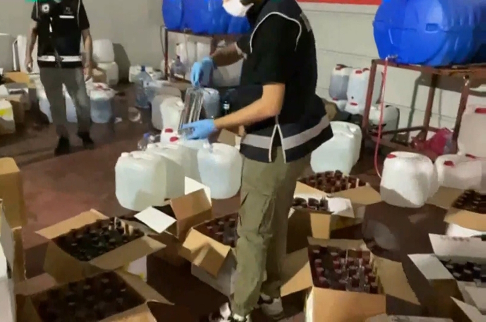 Bursa’da sahte içki faciası...1 kişi öldü 7 kişi komada