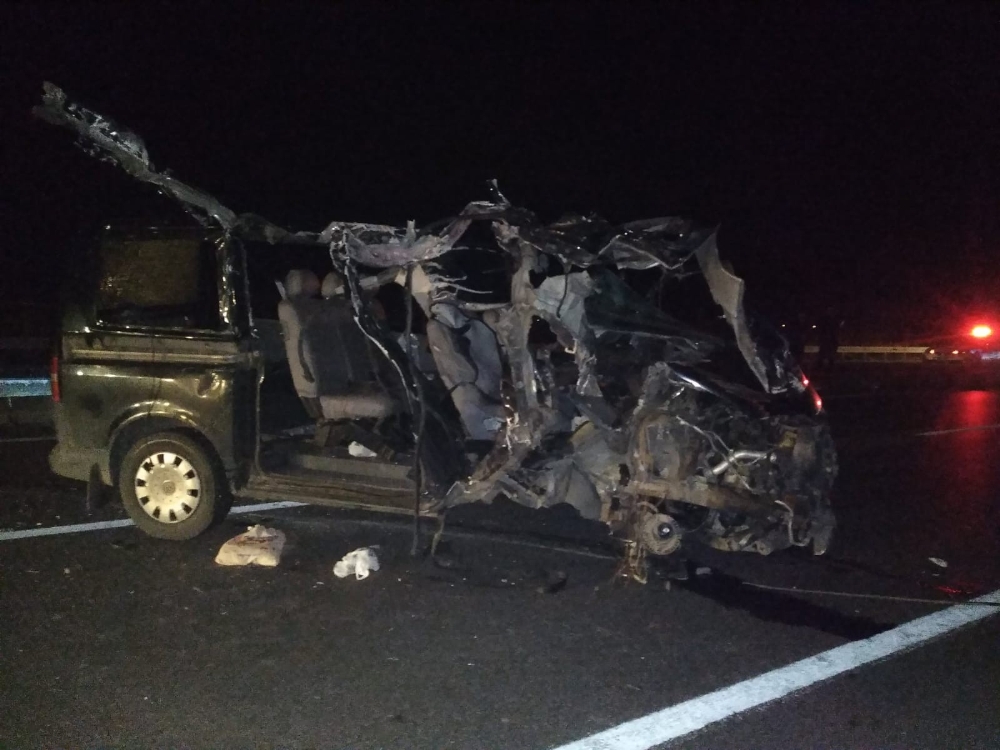 Bursada Trafik Kazası: 2 Ölü, 1 Yaralı