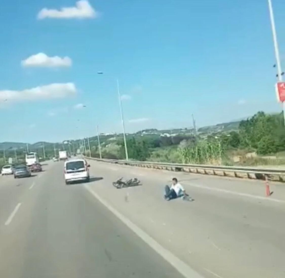 Bursa’da trafikte korku dolu anlar...Ölümden böyle döndü