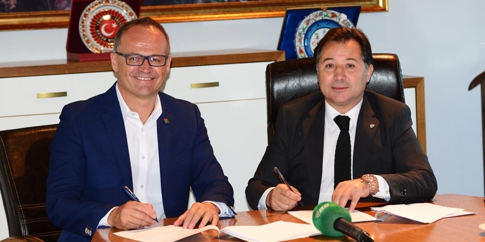 Bursaspor İrfan Buz’u resmen açıkladı