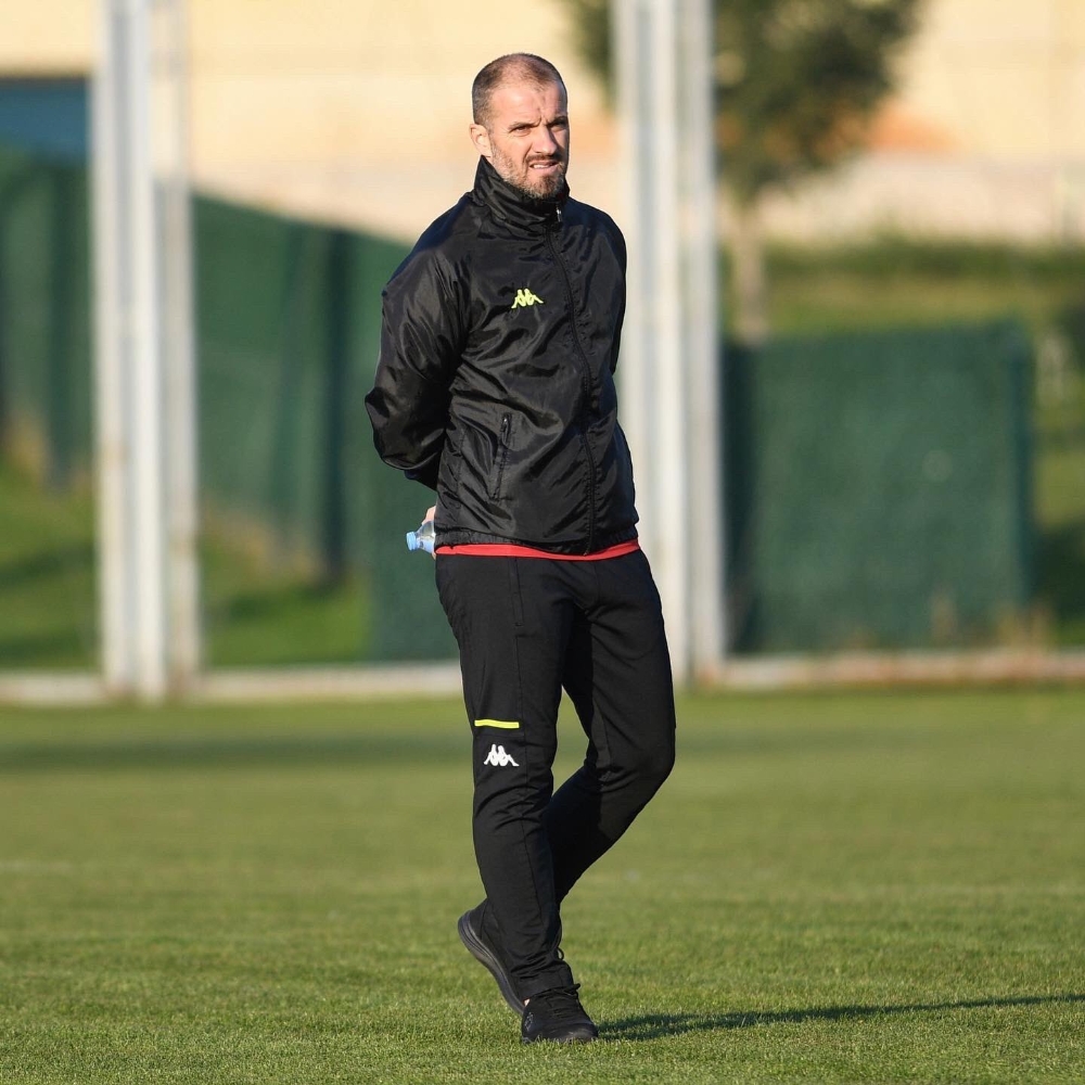 Bursaspor Teknik Direktörü Mustafa Er: “Başımızı kaldırıp yola devam edeceğiz”