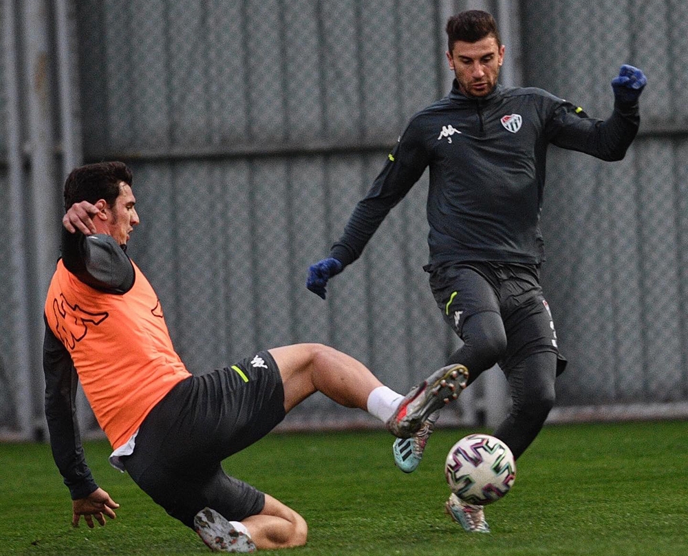 Bursaspor’da Antalyaspor maçı hazırlıkları sürüyor