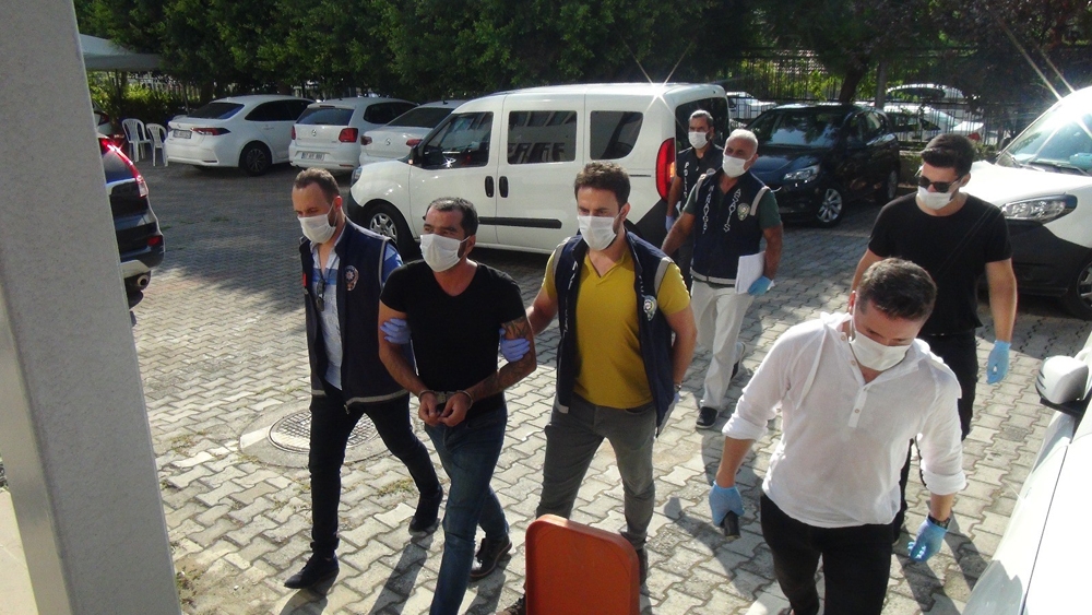 Büşra hemşireye hakaret eden Altınok adliyeye çıkarıldı