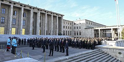 Büyük Önder Atatürk TBMM'de düzenlenen törenle anıldı