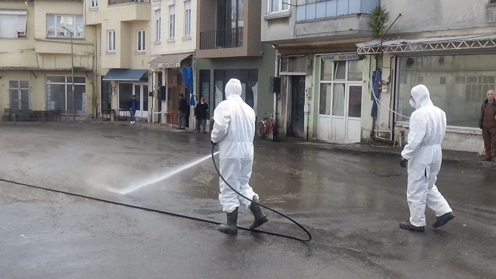 Büyükadada ‘Fayton Bekleme Meydanı Temizleniyor