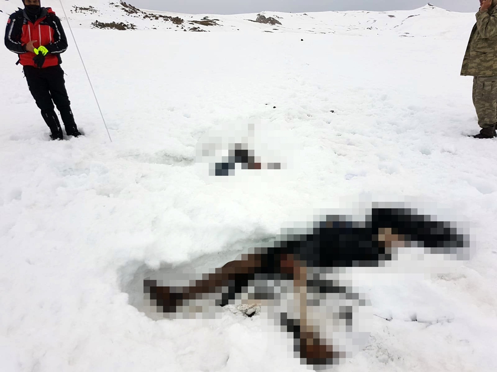 Çaldıran kırsalında 7 kaçak göçmenin cesedine ulaşıldı
