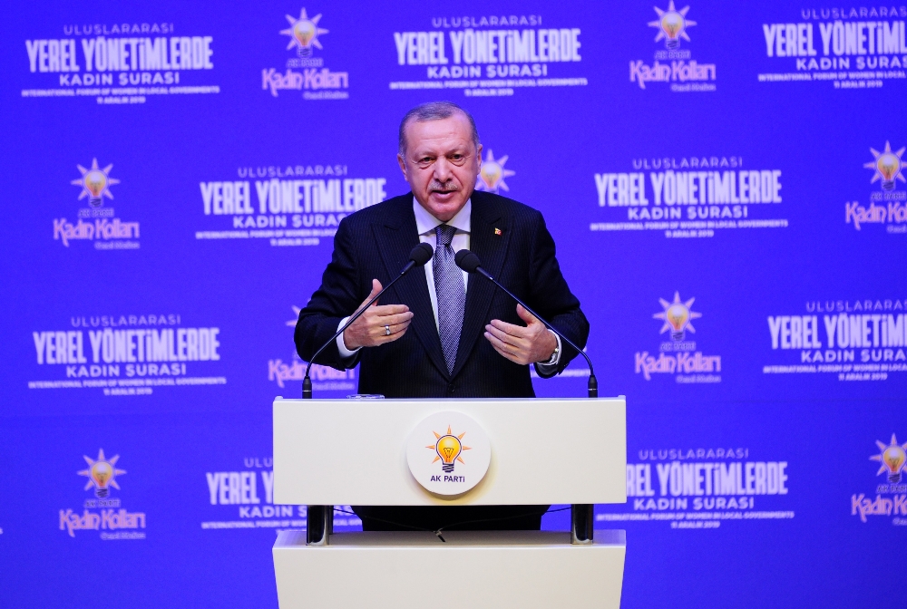 “Çalışmak Kadının Aile İçindeki Önemine Ortadan Kaldırmaz”