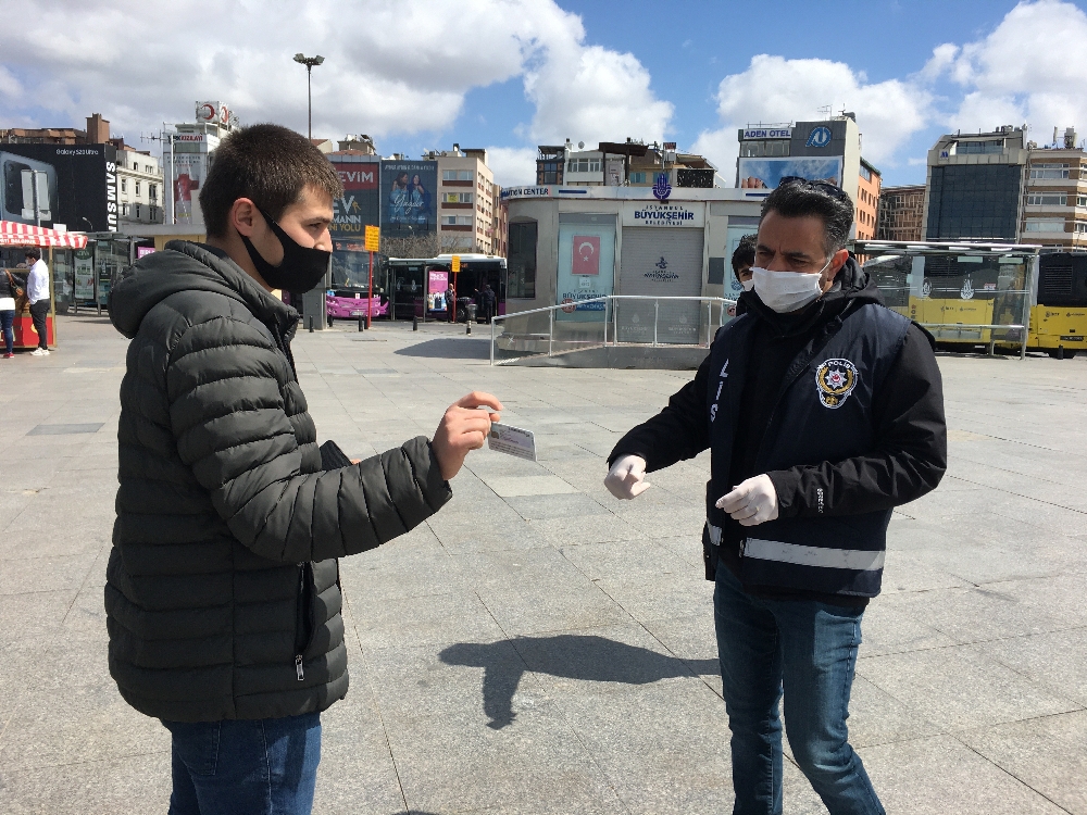 Çalıştığına dair belge gösteren 19 yaşındaki genç cezadan kurtuldu