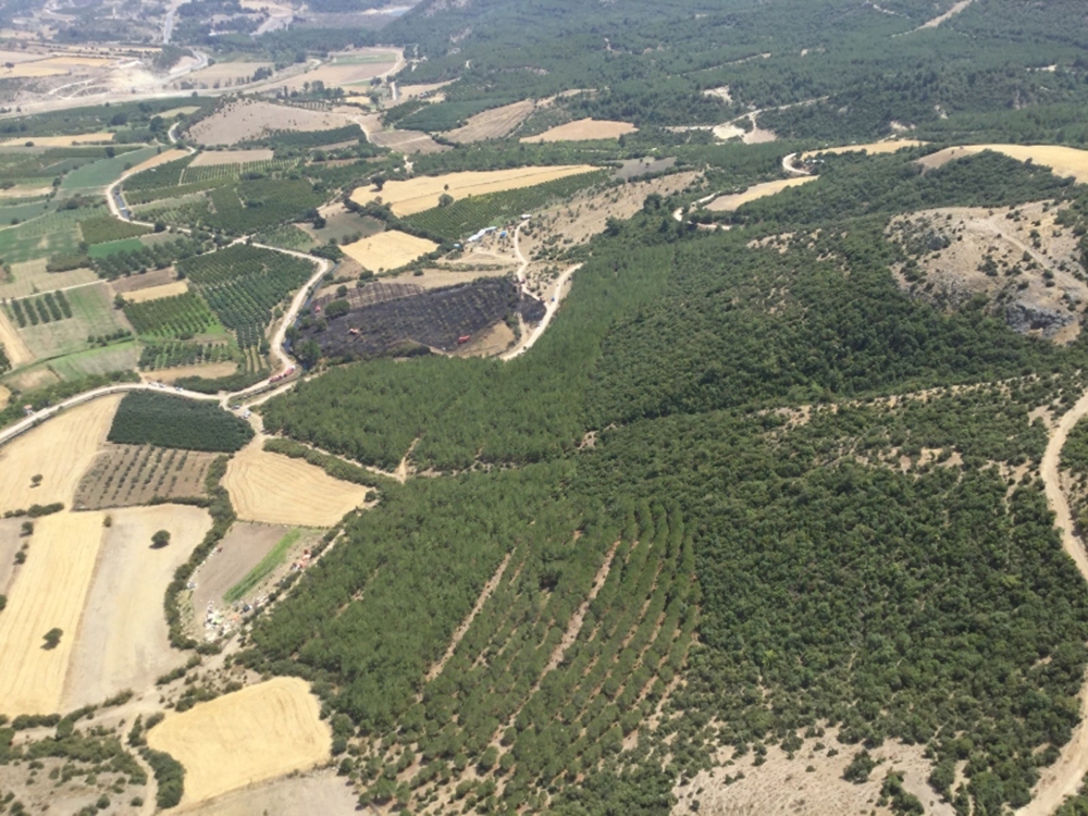 Çanakkale’de tarım arazisindeki yangın kontrol altında
