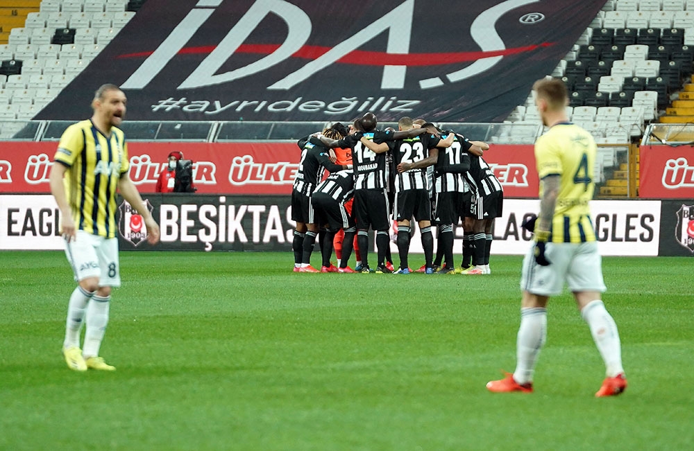 Caner Erkin 11’e döndü